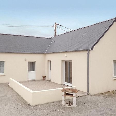 Stunning Home In St, Marcouf De Lisle With Wifi Saint-Marcouf Bagian luar foto