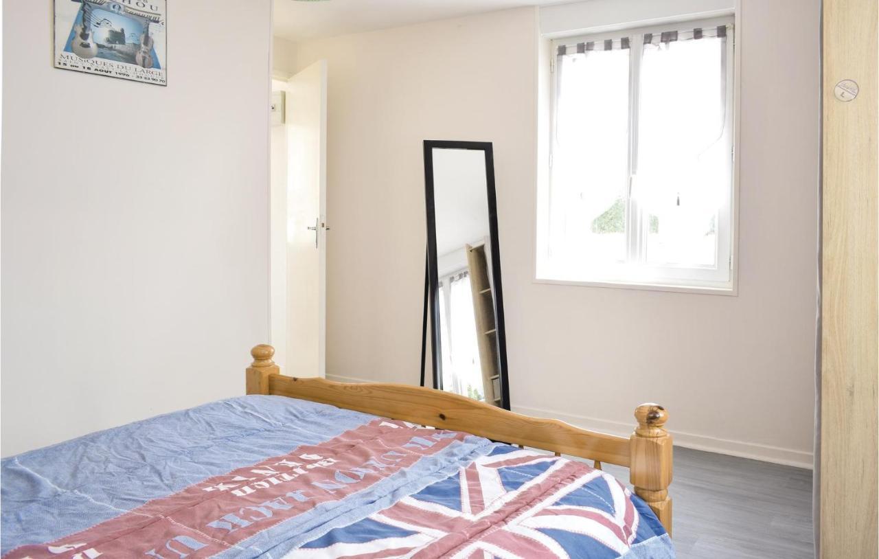 Stunning Home In St, Marcouf De Lisle With Wifi Saint-Marcouf Bagian luar foto