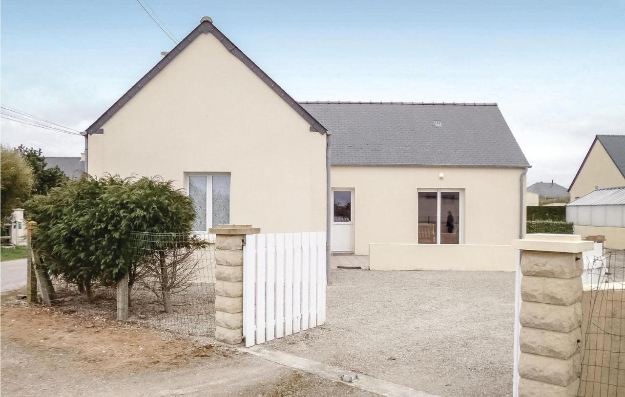 Stunning Home In St, Marcouf De Lisle With Wifi Saint-Marcouf Bagian luar foto