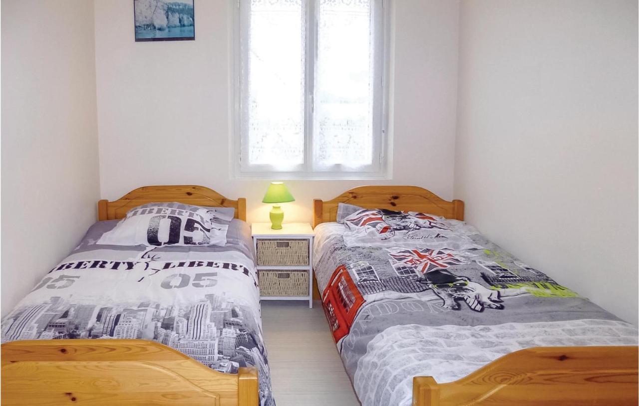 Stunning Home In St, Marcouf De Lisle With Wifi Saint-Marcouf Bagian luar foto
